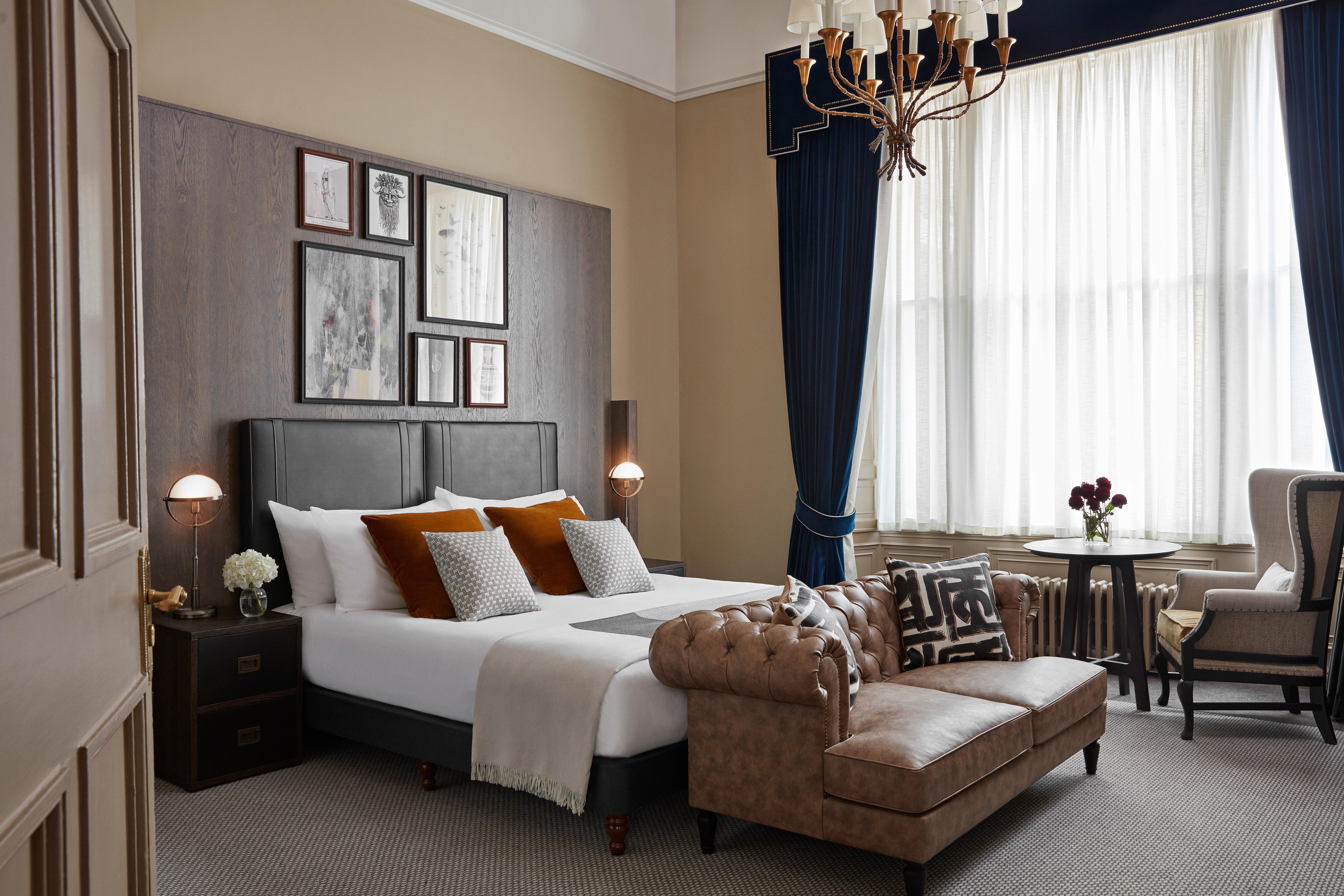 Kimpton Charlotte Square By Ihg Hotel Edinburgh Eksteriør billede A bedroom at the hotel