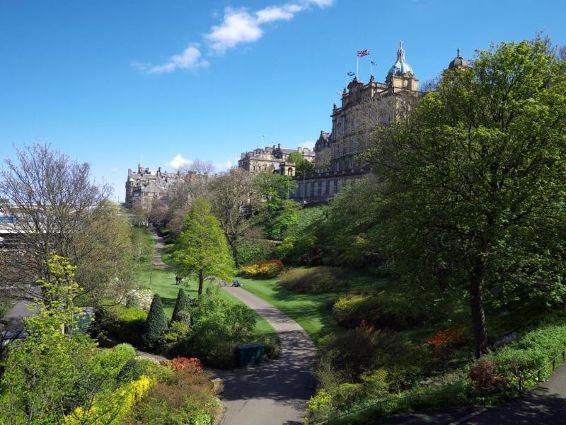 Kimpton Charlotte Square By Ihg Hotel Edinburgh Eksteriør billede Edinburgh Castle